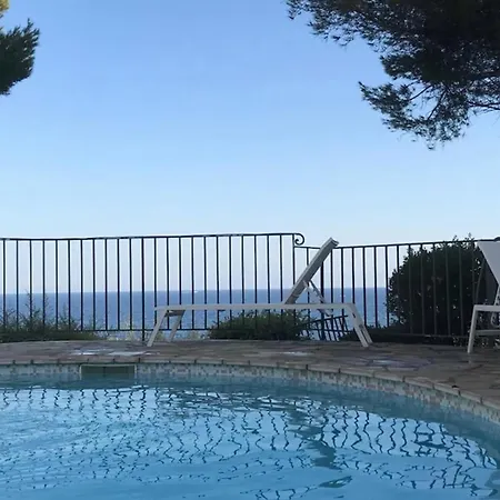 Semesterbostad Beautiful House With Pool Terraces And Garden *