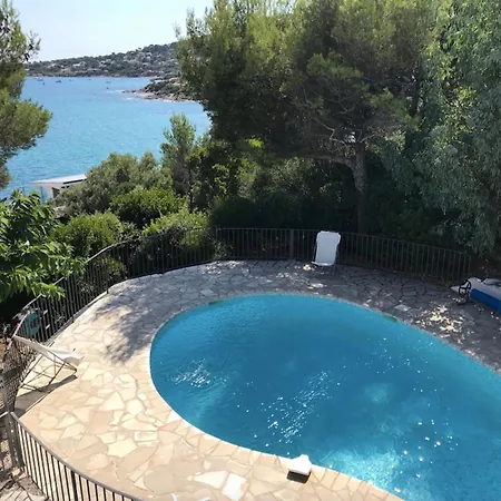 Semesterbostad Beautiful House With Pool Terraces And Garden