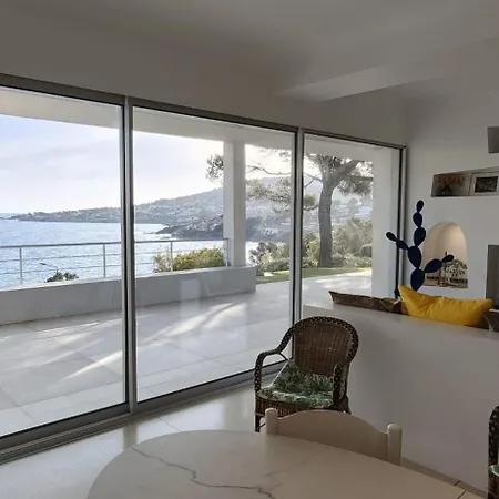 Beautiful House With Pool Terraces And Garden *